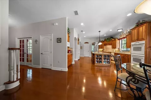 Entry Way - 820 SE 36th Ln, Ocala, FL 34471 photo 4 of 11