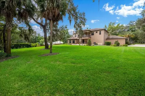 Exterior - 820 SE 36th Ln, Ocala, FL 34471 photo 7 of 12