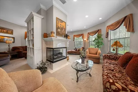 Living - 820 SE 36th Ln, Ocala, FL 34471 photo 1 of 4
