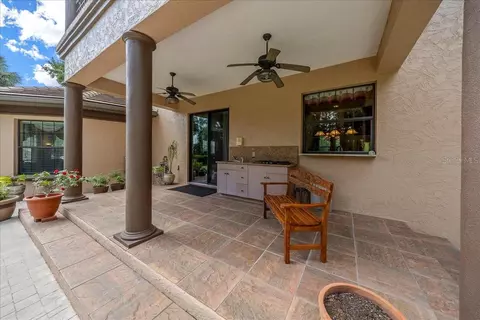 Exterior - 820 SE 36th Ln, Ocala, FL 34471 photo 8 of 12