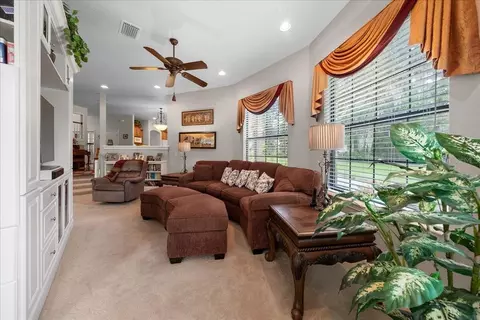 Living - 820 SE 36th Ln, Ocala, FL 34471 photo 4 of 4