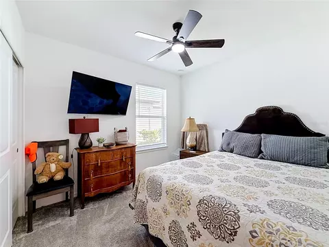 Bedroom - 8413 SW 54th Loop, Ocala, FL 34481 photo 5 of 7