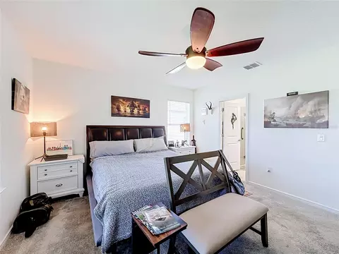 Bedroom - 8413 SW 54th Loop, Ocala, FL 34481 photo 4 of 7