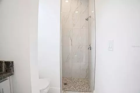 Bath - 4095 SW 112th St, Ocala, FL 34476 photo 6 of 14