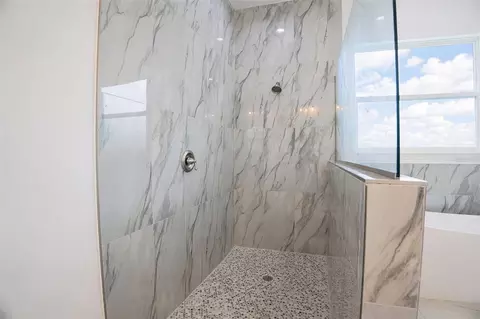 Bath - 4095 SW 112th St, Ocala, FL 34476 photo 14 of 14