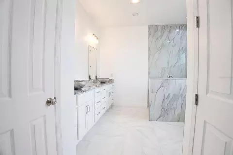 Bath - 4095 SW 112th St, Ocala, FL 34476 photo 5 of 14