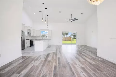 Living - 4095 SW 112th St, Ocala, FL 34476 photo 4 of 15