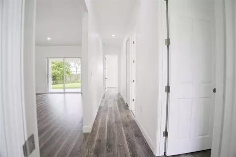 Entry Way - 4095 SW 112th St, Ocala, FL 34476 photo 4 of 4