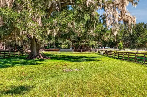 Exterior - 12550 SW 16th Ave, Ocala, FL 34473 photo 11 of 13