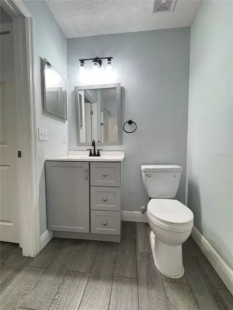 Bath - 3243 Greynolds Ave, Spring Hill, FL 34608 photo 1 of 3