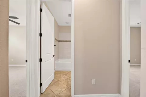 Entry Way - 5086 NW 35th Pl, Ocala, FL 34482 photo 5 of 5