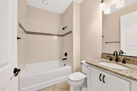Bath - 5086 NW 35th Pl, Ocala, FL 34482 photo 2 of 3