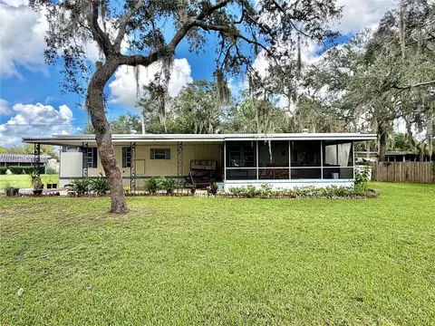 19049 SE 16th Pl, Silver Springs, FL 34488