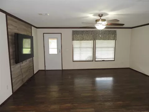 Living - 5950 NE 107th Ct, Bronson, FL 32621 photo 2 of 5