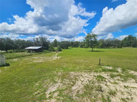 Exterior - 5950 NE 107th Ct, Bronson, FL 32621 photo 5 of 11