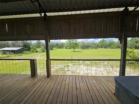 Exterior - 5950 NE 107th Ct, Bronson, FL 32621 photo 6 of 11
