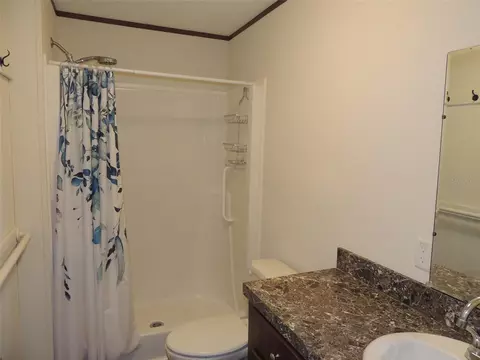 Bath - 5950 NE 107th Ct, Bronson, FL 32621 photo 2 of 2