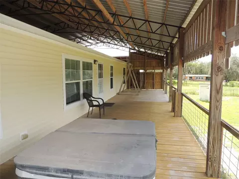 Exterior - 5950 NE 107th Ct, Bronson, FL 32621 photo 9 of 11