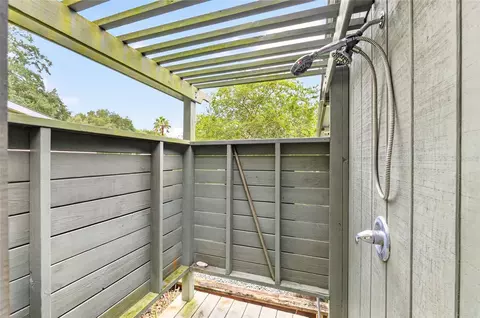 Bath - 8699 SE 12th Ct, Ocala, FL 34480 photo 8 of 8