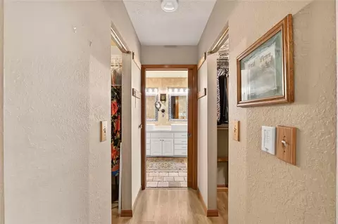 Entry Way - 8699 SE 12th Ct, Ocala, FL 34480 photo 4 of 5