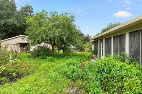Exterior - 8699 SE 12th Ct, Ocala, FL 34480 photo 9 of 34