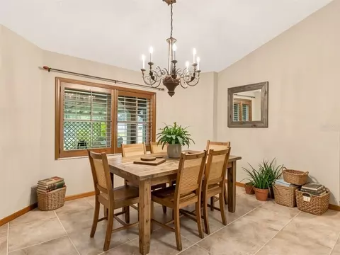 Dining - 8699 SE 12th Ct, Ocala, FL 34480 photo 2 of 2