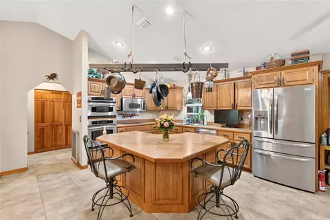 Kitchen - 8699 SE 12th Ct, Ocala, FL 34480 photo 1 of 10