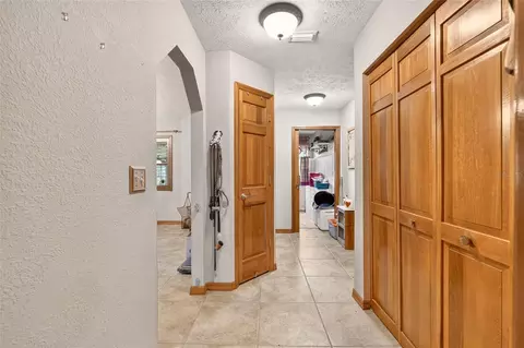 Entry Way - 8699 SE 12th Ct, Ocala, FL 34480 photo 5 of 5
