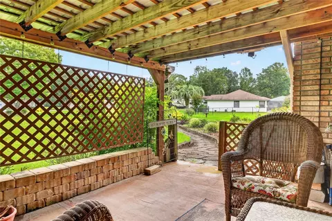 Exterior - 8699 SE 12th Ct, Ocala, FL 34480 photo 6 of 34