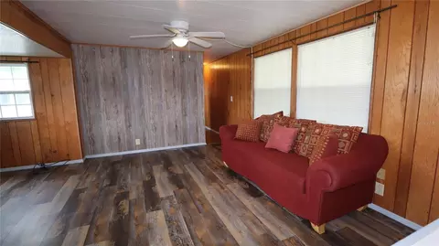 Living - 417 NE 64th Ave, Ocala, FL 34470 photo 1 of 6