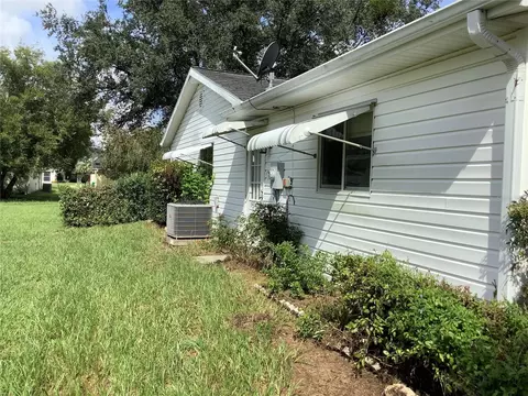Exterior - 6326 SW 60th Ct, Ocala, FL 34474 photo 3 of 8