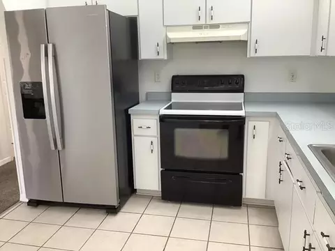 Kitchen - 6326 SW 60th Ct, Ocala, FL 34474 photo 2 of 4