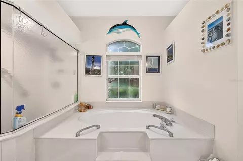 Bath - 21675 SW 84th Loop, Dunnellon, FL 34431 photo 4 of 7