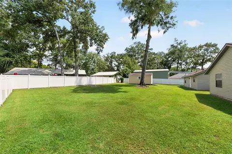 Exterior - 3719 SE 4th St, Ocala, FL 34471 photo 5 of 15