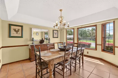 Dining - 3719 SE 4th St, Ocala, FL 34471 photo 2 of 3