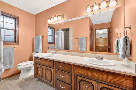Bath - 3719 SE 4th St, Ocala, FL 34471 photo 1 of 8