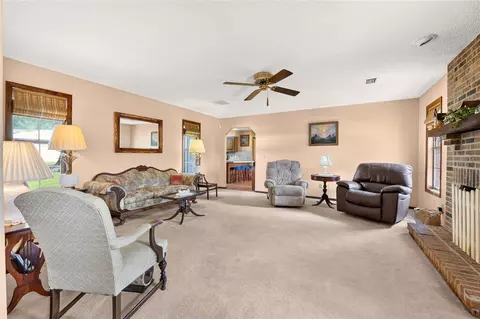 Living - 3719 SE 4th St, Ocala, FL 34471 photo 1 of 6