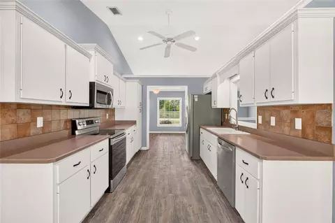 Entry Way - 6783 SE 88th St, Ocala, FL 34472 photo 5 of 7