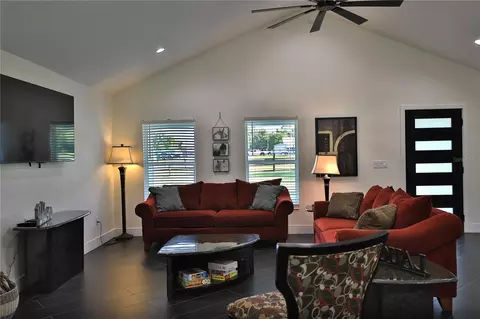 Living - 85 SW 77th Ct, Ocala, FL 34474 photo 1 of 3