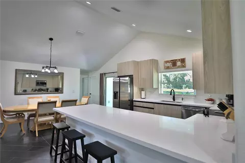 Kitchen - 85 SW 77th Ct, Ocala, FL 34474 photo 2 of 3