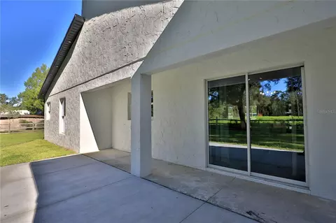 Exterior - 85 SW 77th Ct, Ocala, FL 34474 photo 6 of 8