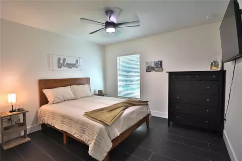Bedroom - 85 SW 77th Ct, Ocala, FL 34474 photo 4 of 8