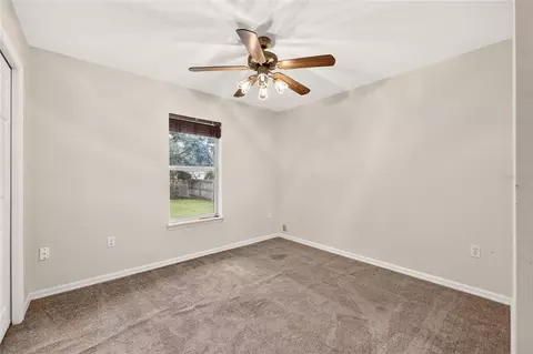Bedroom - 95 Teak Rd, Ocala, FL 34472 photo 7 of 9