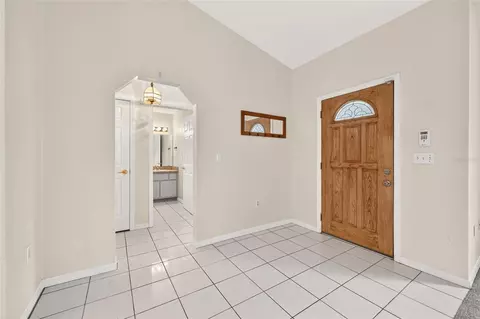 Entry Way - 95 Teak Rd, Ocala, FL 34472 photo 3 of 4