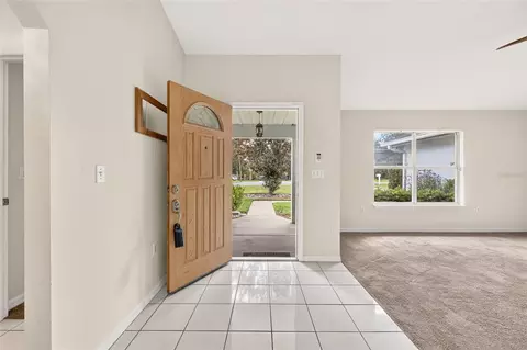 Entry Way - 95 Teak Rd, Ocala, FL 34472 photo 2 of 4