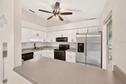 Kitchen - 95 Teak Rd, Ocala, FL 34472 photo 2 of 5