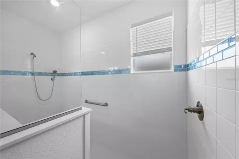 Bath - 9753 SW 103rd Ave, Ocala, FL 34481 photo 4 of 6
