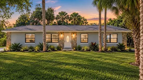 416 N Hourglass Ter, Crystal River, FL 34429