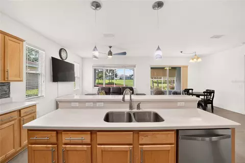 Kitchen - 9316 SW 94th Loop, Ocala, FL 34481 photo 3 of 5