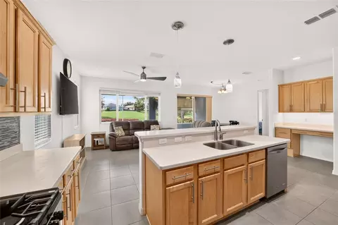 Kitchen - 9316 SW 94th Loop, Ocala, FL 34481 photo 4 of 5
